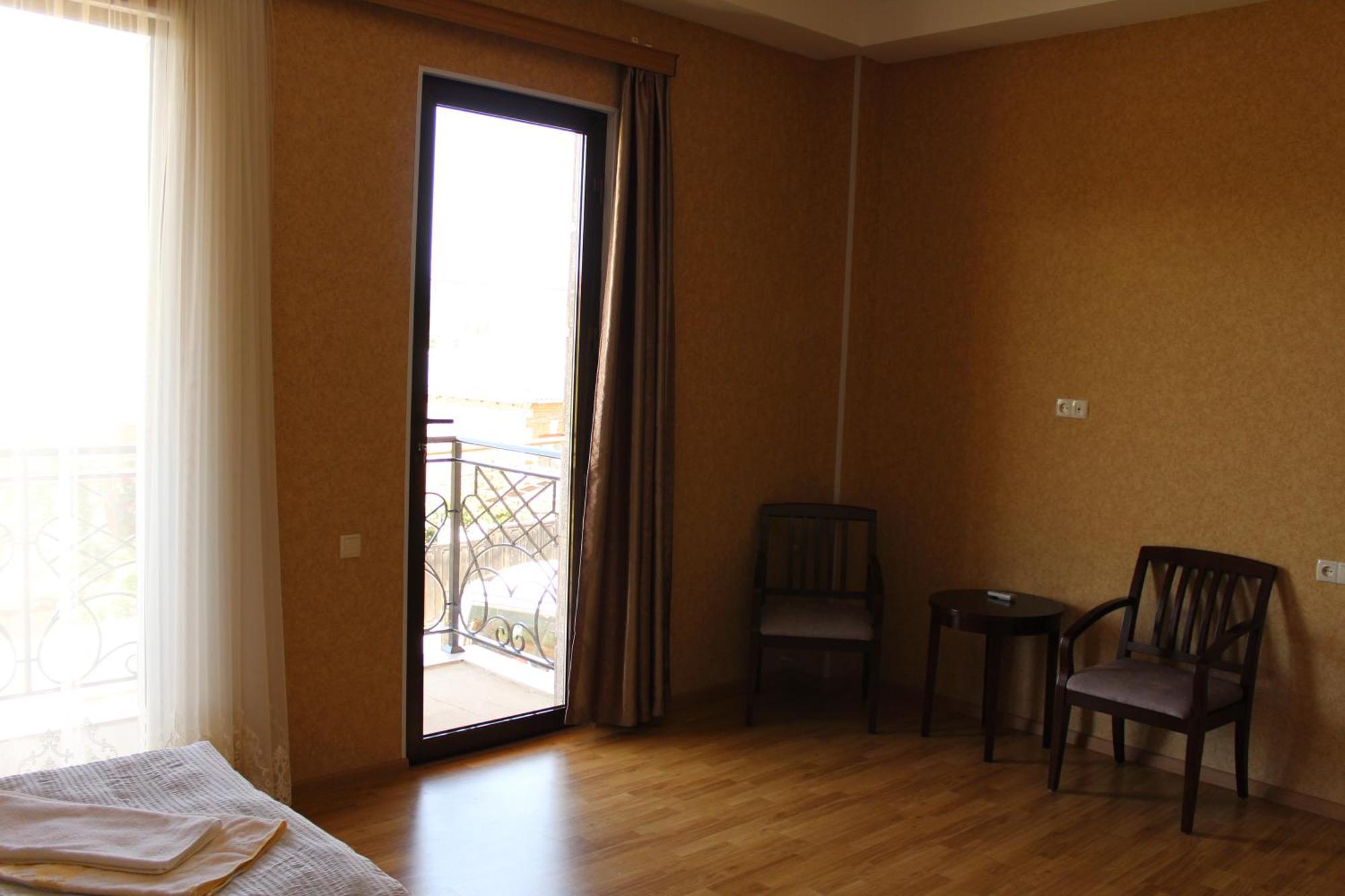 Argopalace Kutaisi Camera foto